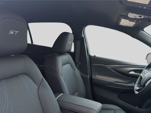 New 2026 Buick Envista Sport Touring w/ Convenience I Package FWD image 24