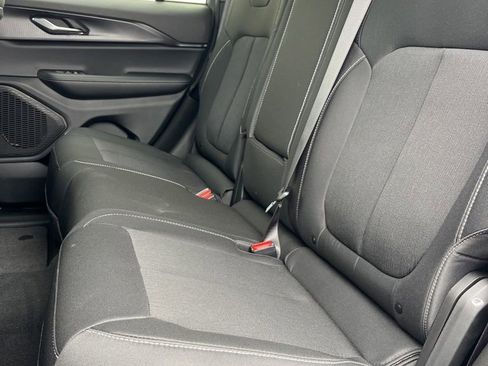 New 2025 Jeep Grand Cherokee Laredo w/ Trailer Tow Package image 23