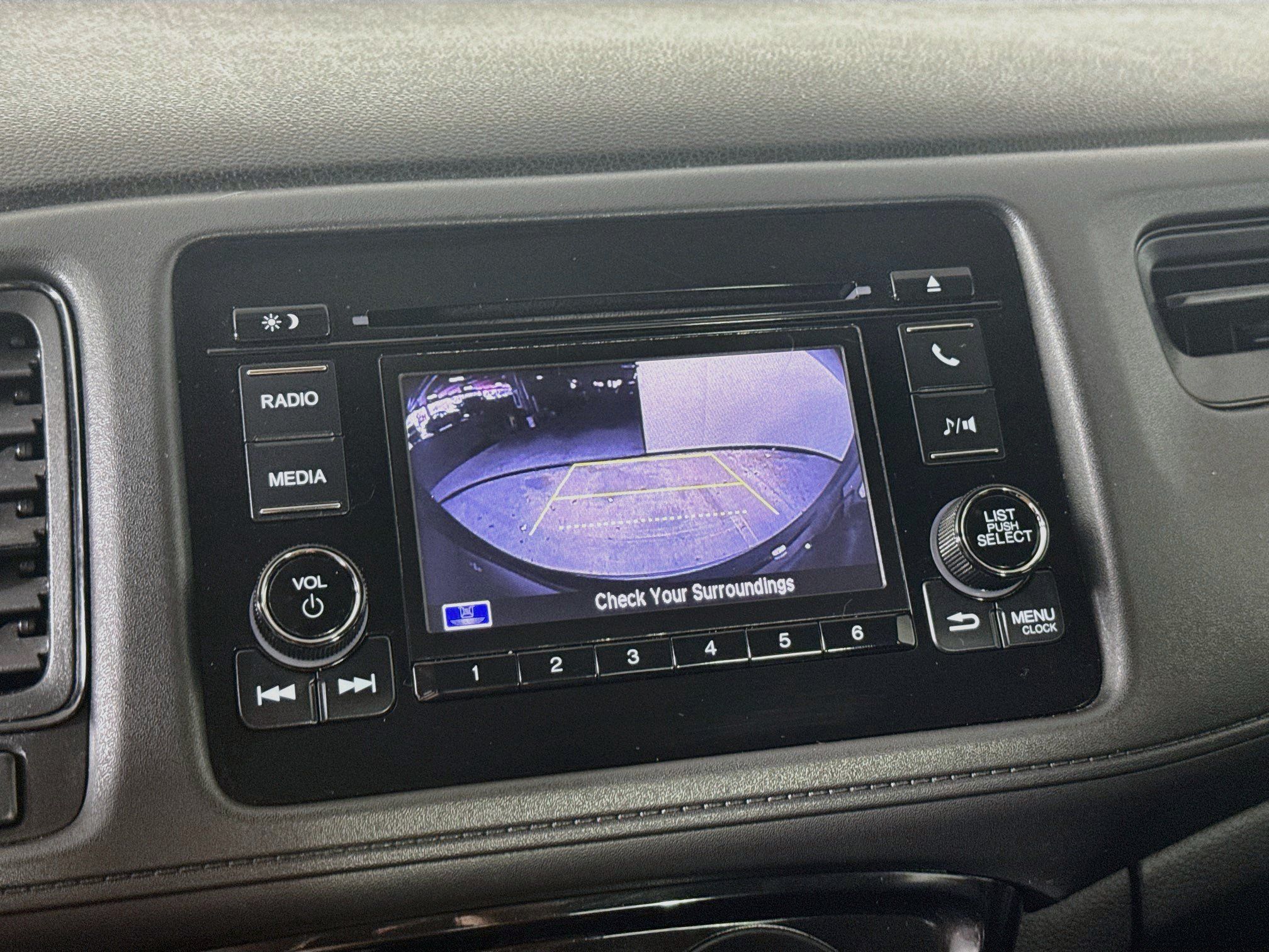Used 2019 Honda HR-V LX image 14