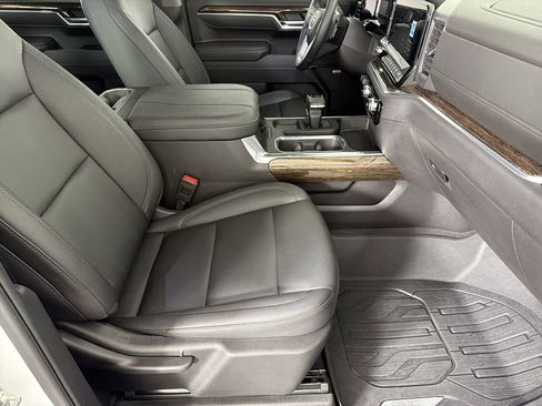 New 2025 GMC Sierra 1500 Elevation w/ Elevation Premium Package image 11