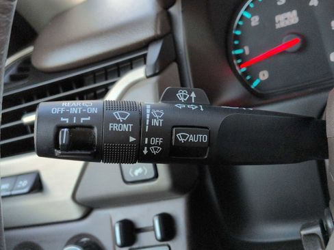 Used 2018 GMC Yukon Denali w/ Open Road Package image 28