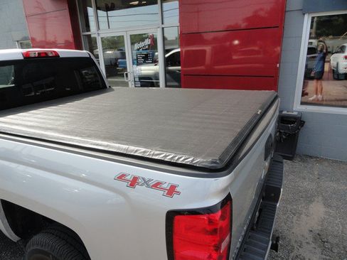 Used 2015 Chevrolet Silverado 2500 LT w/ LT Convenience Package AWD/4WD image 10