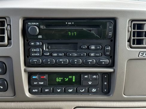 Used 2004 Ford Excursion Eddie Bauer AWD/4WD image 30