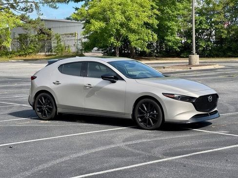 Used 2024 MAZDA MAZDA3 Hatchback w/Premium Plus Pkg AWD/4WD image 10