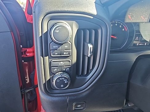 Certified 2023 Chevrolet Silverado 1500 Custom w/ LPO, Dark Essentials Package image 16