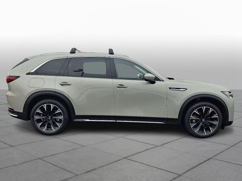 Certified 2024 MAZDA CX-90 Plug-In Hybrid w/ Premium Pkg image 8