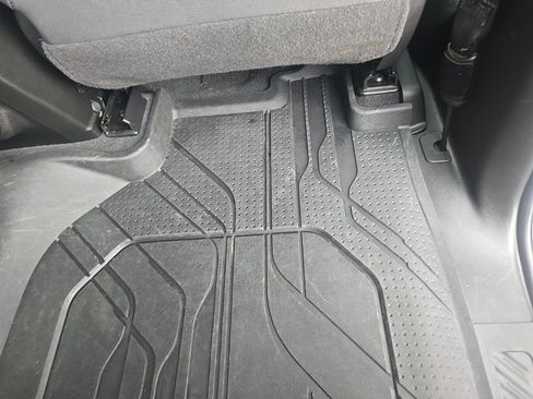 Used 2021 Chevrolet Silverado 2500 Custom w/ Custom Value Package image 30