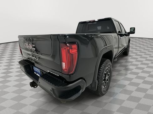 Used 2023 GMC Sierra 3500 Denali w/ Technology Package AWD/4WD image 5