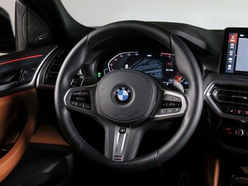 Used 2025 BMW X4 xDrive30i w/ Premium Package AWD/4WD image 12