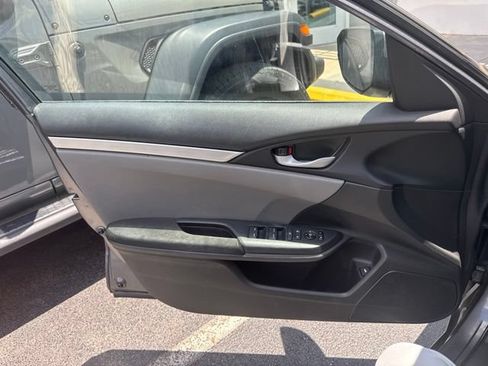 Used 2019 Honda Civic LX image 8