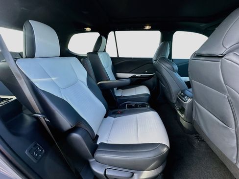 Used 2025 Lexus TX 350 AWD w/ Technology Package image 29