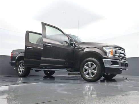 Used 2018 Ford F150 XLT w/ Equipment Group 301A Mid image 29