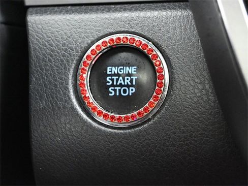 Used 2022 Toyota Camry XSE image 17