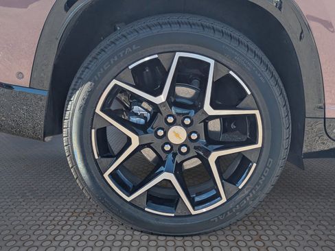 Used 2026 Chevrolet Traverse High Country image 10