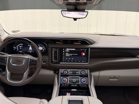 Used 2023 GMC Yukon Denali w/ Denali Reserve Package AWD/4WD image 21