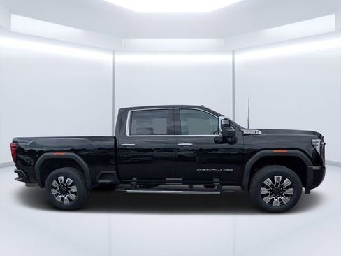 Used 2024 GMC Sierra 2500 Denali w/ Denali Reserve Package AWD/4WD image 2