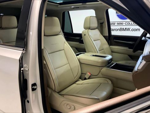Used 2022 GMC Yukon Denali image 9
