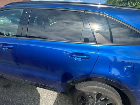 Certified 2023 Kia Sorento SX AWD/4WD image 11