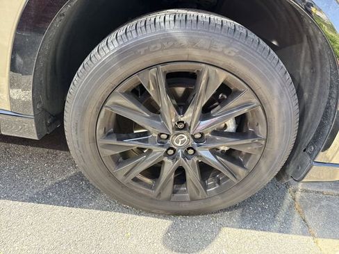 Used 2024 MAZDA CX-5 Carbon Edition image 6