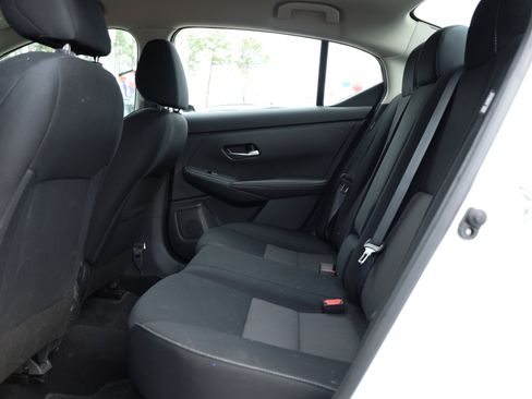 Used 2022 Nissan Sentra SV image 19