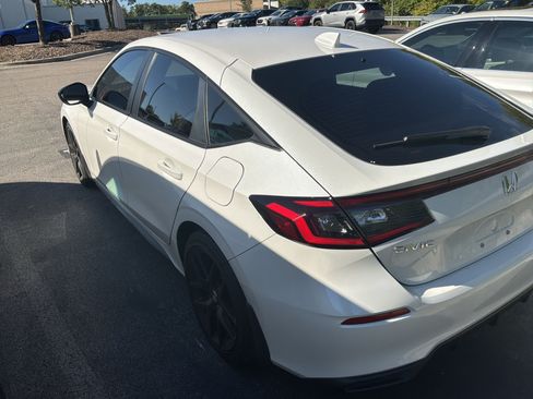 Used 2025 Honda Civic Sport image 6