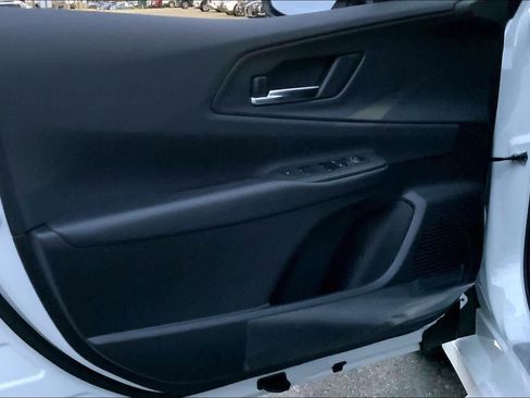 New 2026 Toyota Prius Plug-In Hybrid image 10