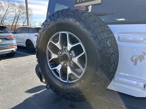 Certified 2024 Ford Bronco Badlands image 46