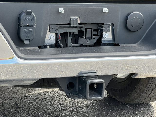 Used 2025 Chevrolet Silverado 1500 LT AWD/4WD image 9