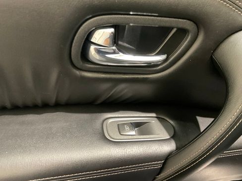 Used 2023 Nissan Armada Platinum w/ Captain's Chairs Package AWD/4WD image 9