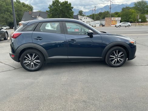Used 2018 MAZDA CX-3 Touring AWD/4WD image 5