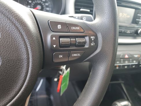 Certified 2017 Kia Sorento LX image 26