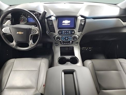 Used 2018 Chevrolet Tahoe LT w/ Luxury Package image 2