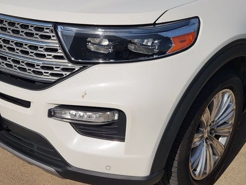 Used 2021 Ford Explorer Limited w/ Equipment Group 301A RWD image 8