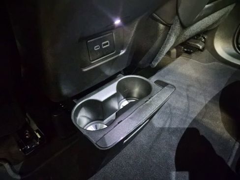 Certified 2025 Cadillac XT6 Premium Luxury image 23