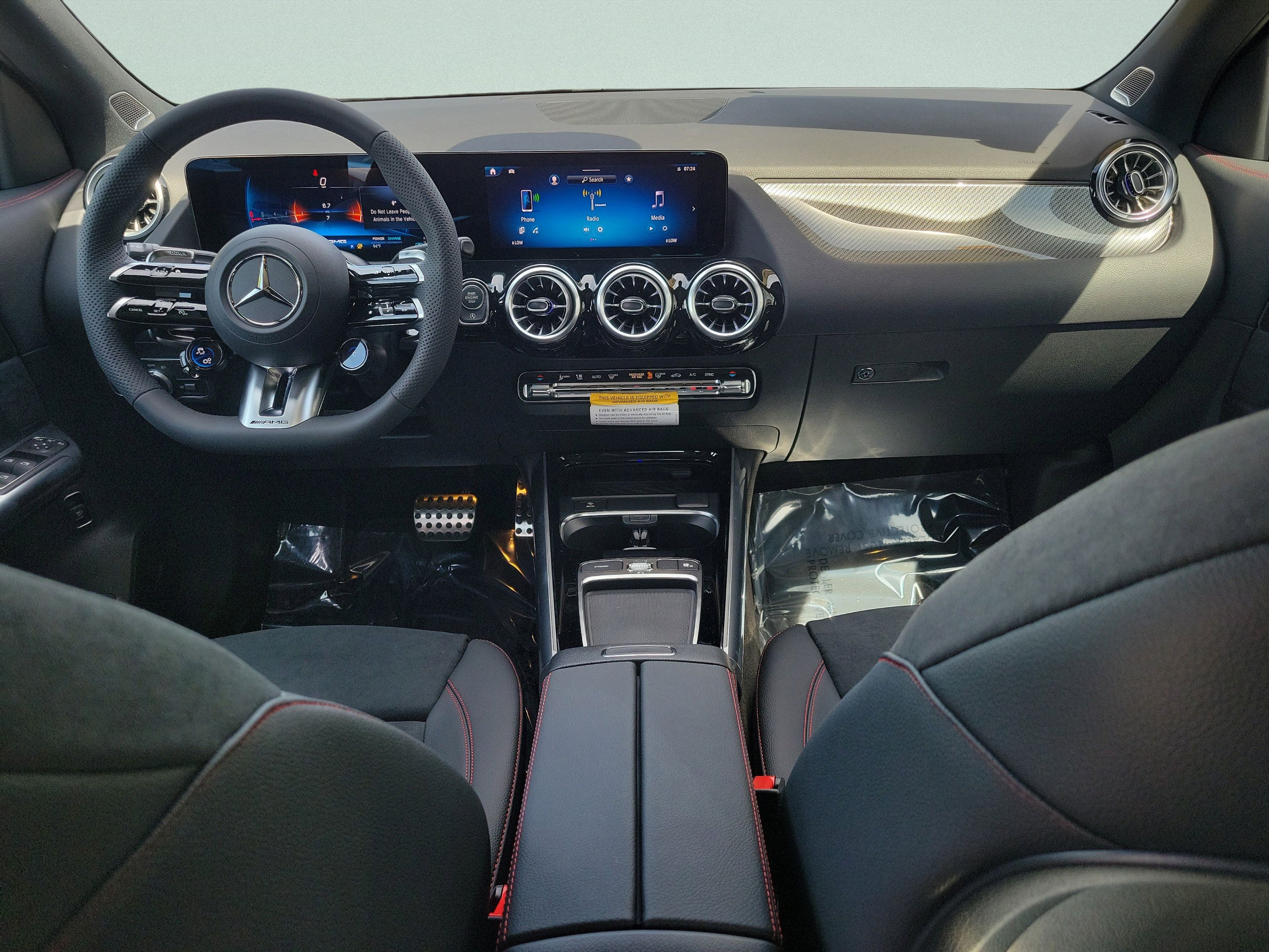 New 2026 Mercedes-Benz GLA 35 AMG 4MATIC image 12