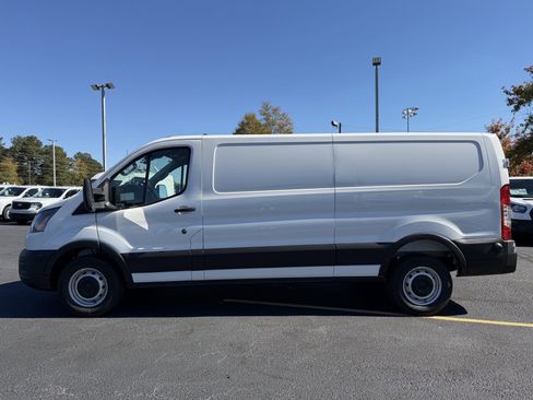New 2026 Ford Transit 150 Low Roof w/ Load Area Protection Package RWD image 20