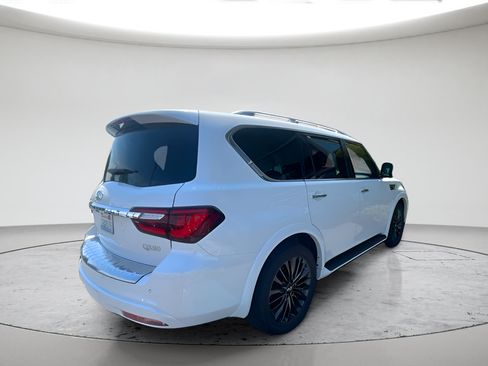 Used 2023 INFINITI QX80 Sensory w/ Cargo Package AWD/4WD image 11