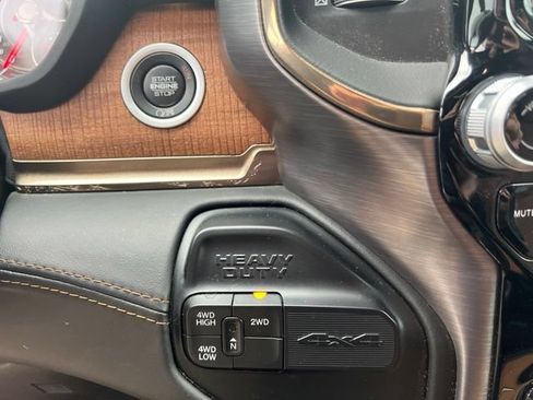 Used 2020 RAM 2500 Limited AWD/4WD image 19