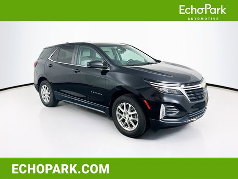 Used 2022 Chevrolet Equinox LT image 1