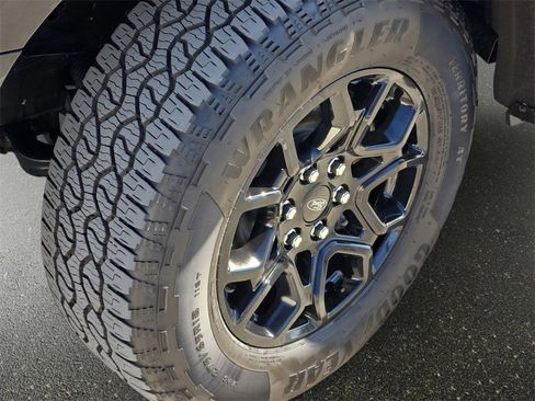 Used 2025 Ford F150 STX image 33