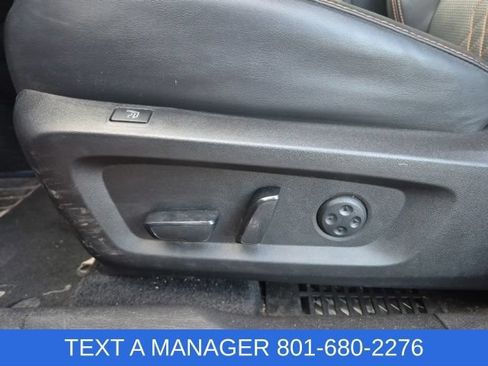 Used 2023 Mitsubishi Outlander SEL AWD/4WD image 32