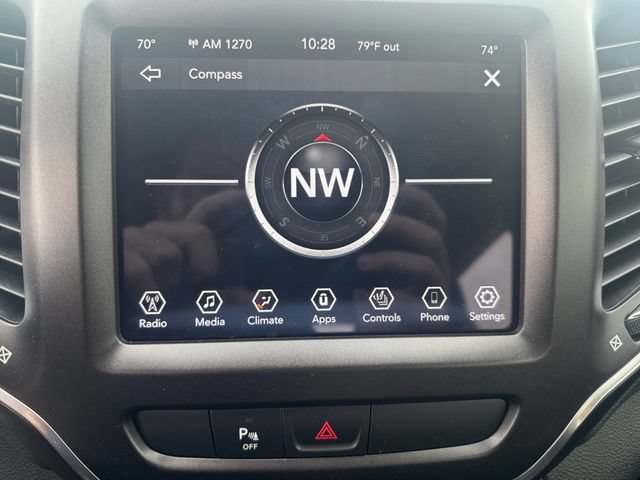 Used 2020 Jeep Cherokee Trailhawk w/ Cold Weather Group AWD/4WD image 12
