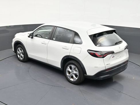 Used 2023 Honda HR-V LX image 15