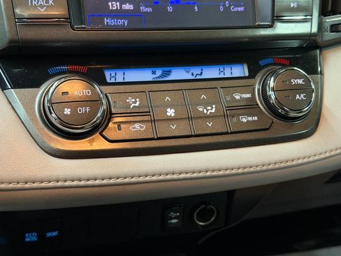 Used 2013 Toyota RAV4 XLE image 39