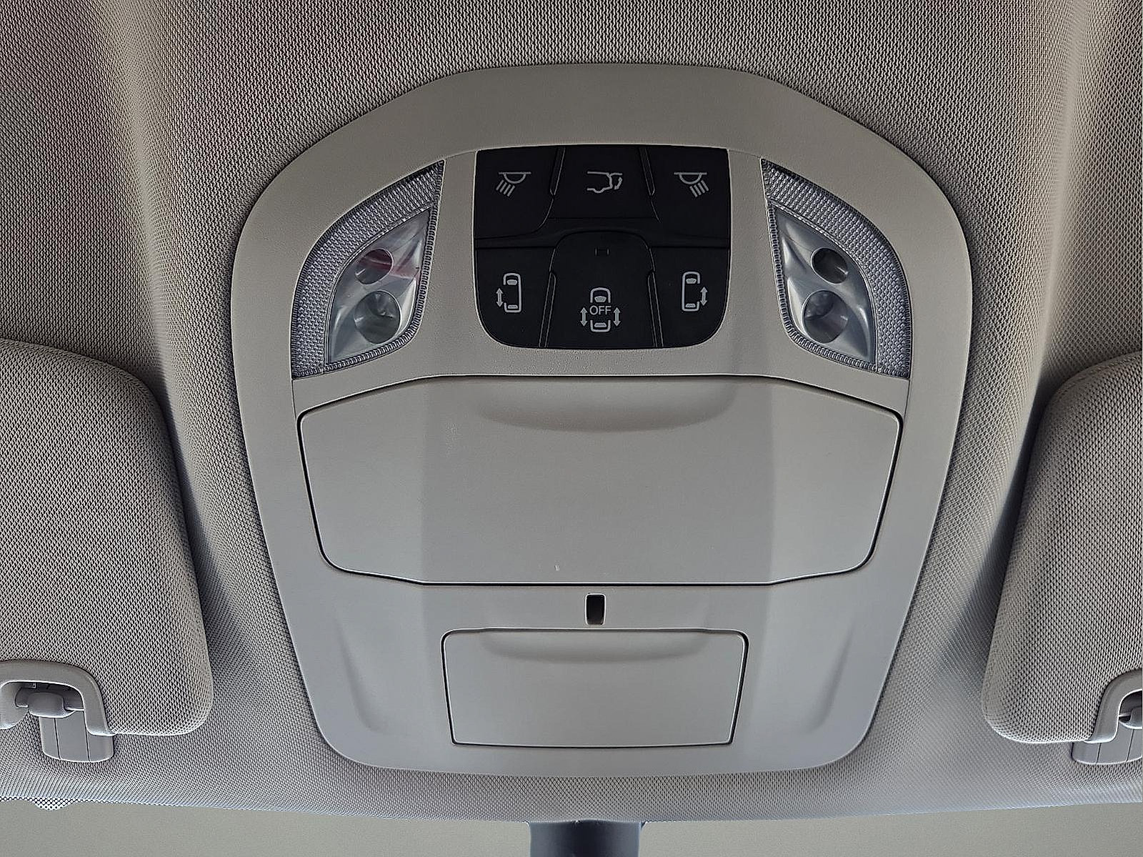 Used 2024 Chrysler Pacifica Limited FWD image 21