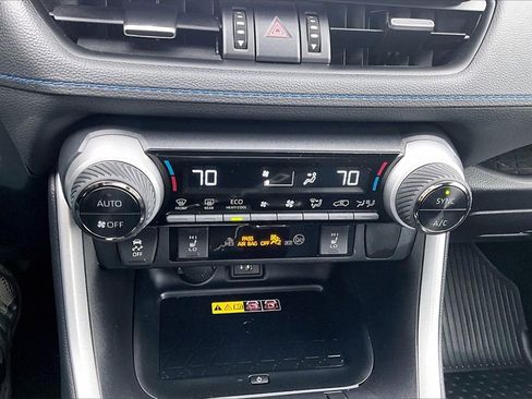 Used 2024 Toyota RAV4 XSE image 31