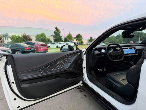 Used 2024 Dodge Charger Daytona R/T w/ Plus Group AWD/4WD image 32