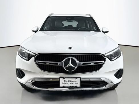 Used 2024 Mercedes-Benz GLC 300 image 2
