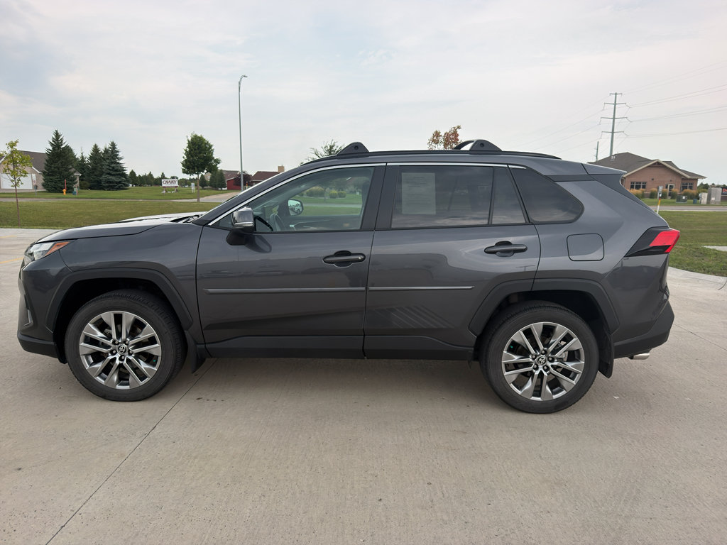 Used 2023 Toyota RAV4 XLE Premium AWD/4WD image 1