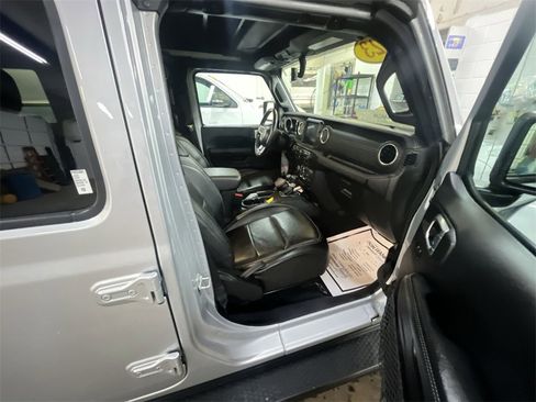 Used 2023 Jeep Wrangler Unlimited Sahara w/ Cold Weather Group image 24